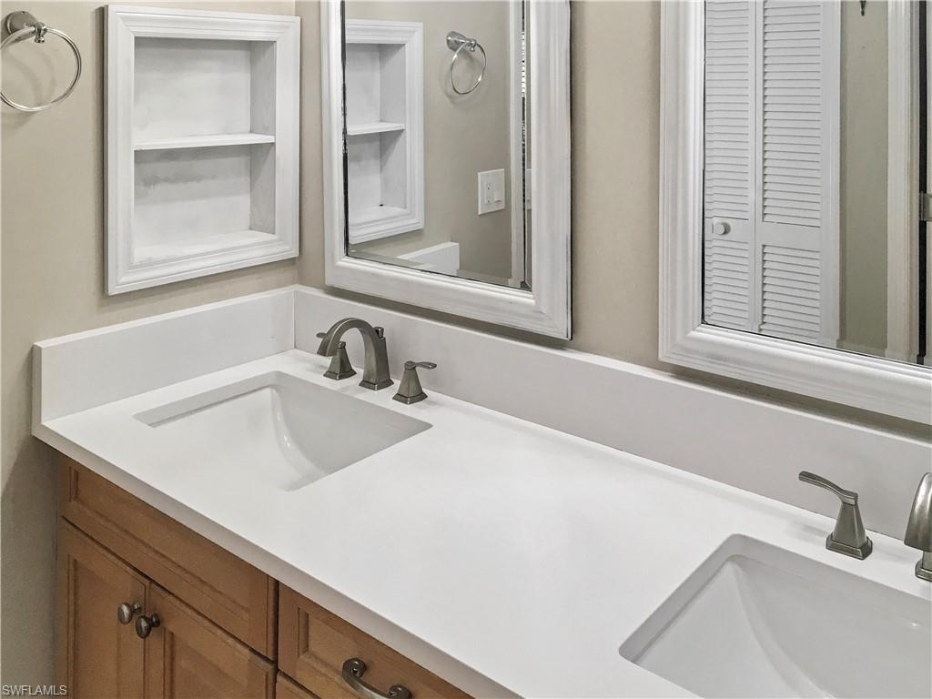 NAPLES PARK - Residential