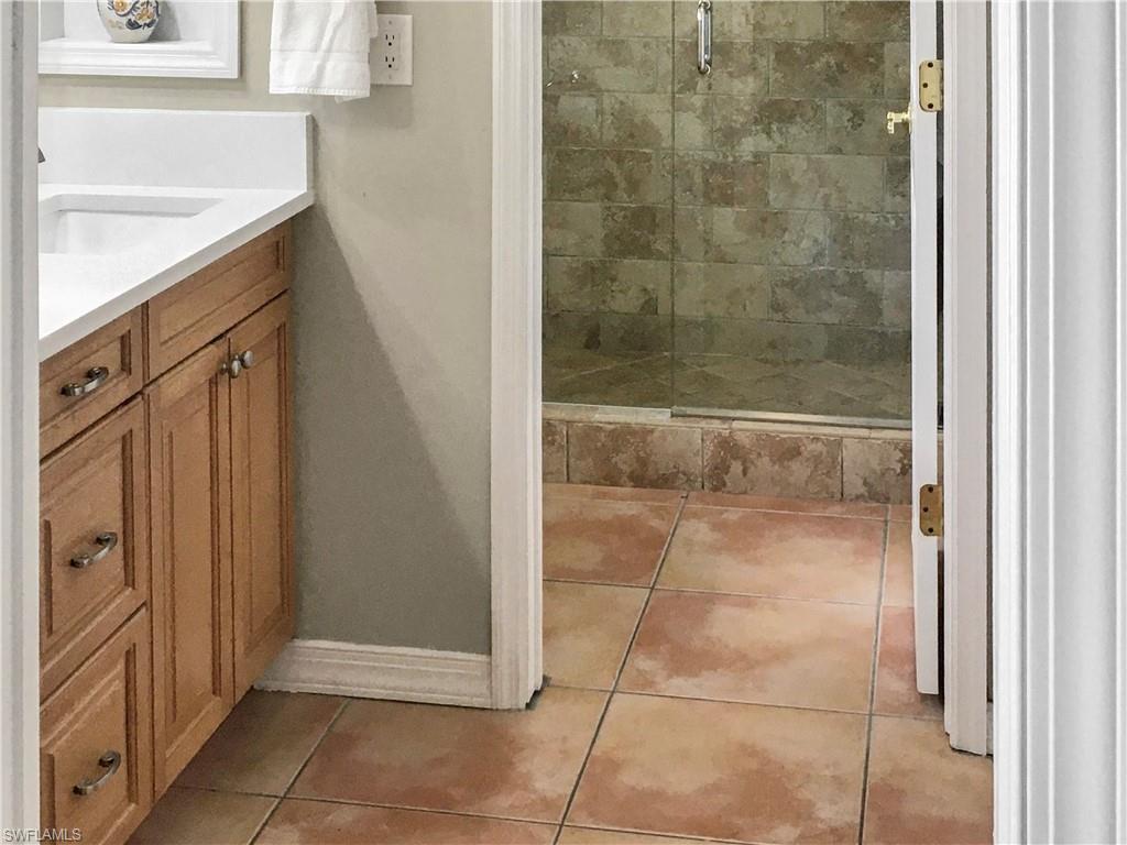 NAPLES PARK - Residential