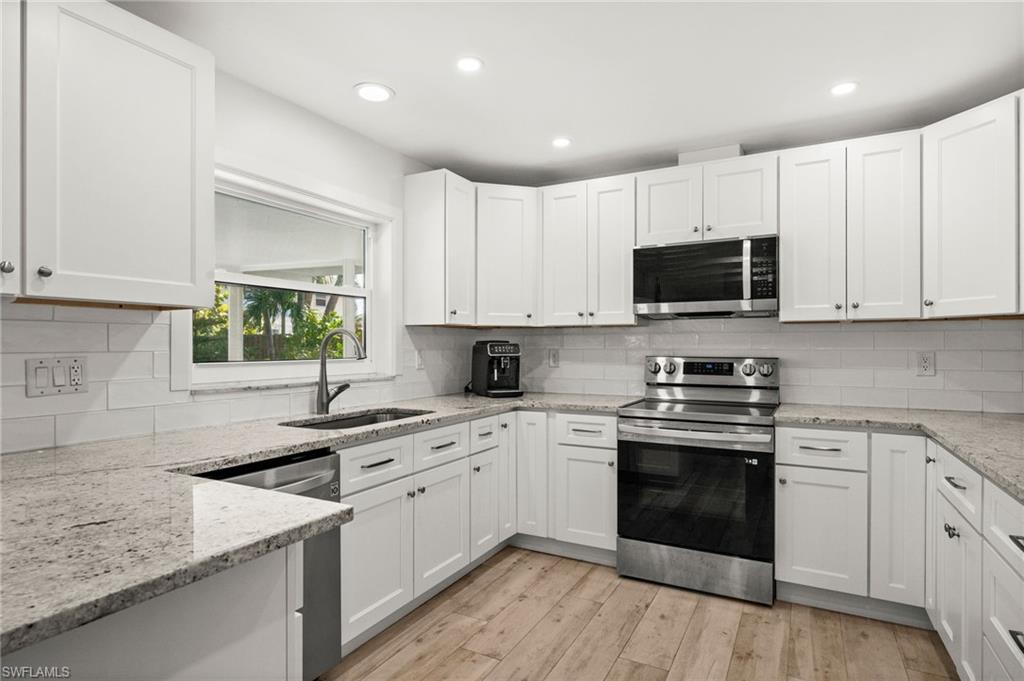 LAGUNA SHORES - Residential