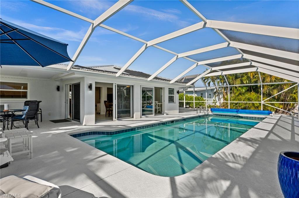 LAGUNA SHORES - Residential