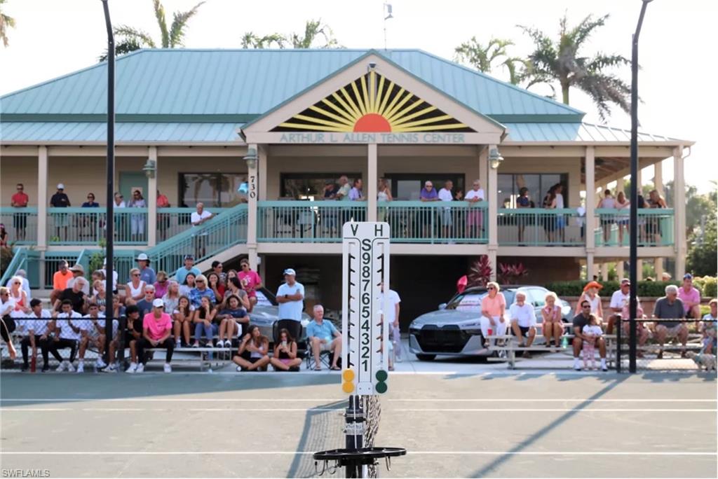 REFLECTION LAKES OF NAPLES - Residential
