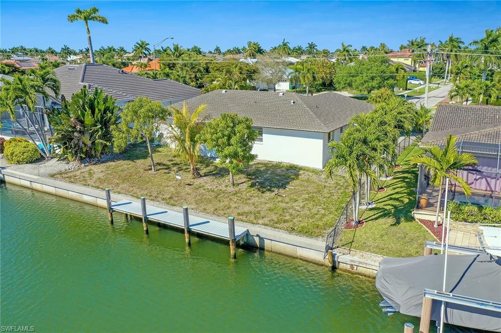 MARCO ISLAND - Residential