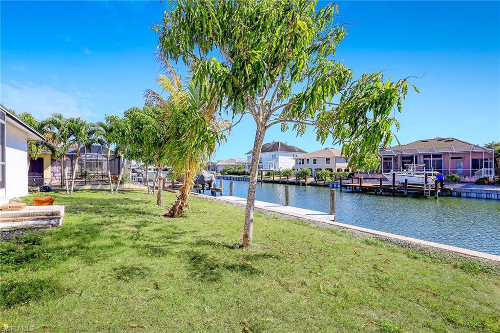 MARCO ISLAND - Residential