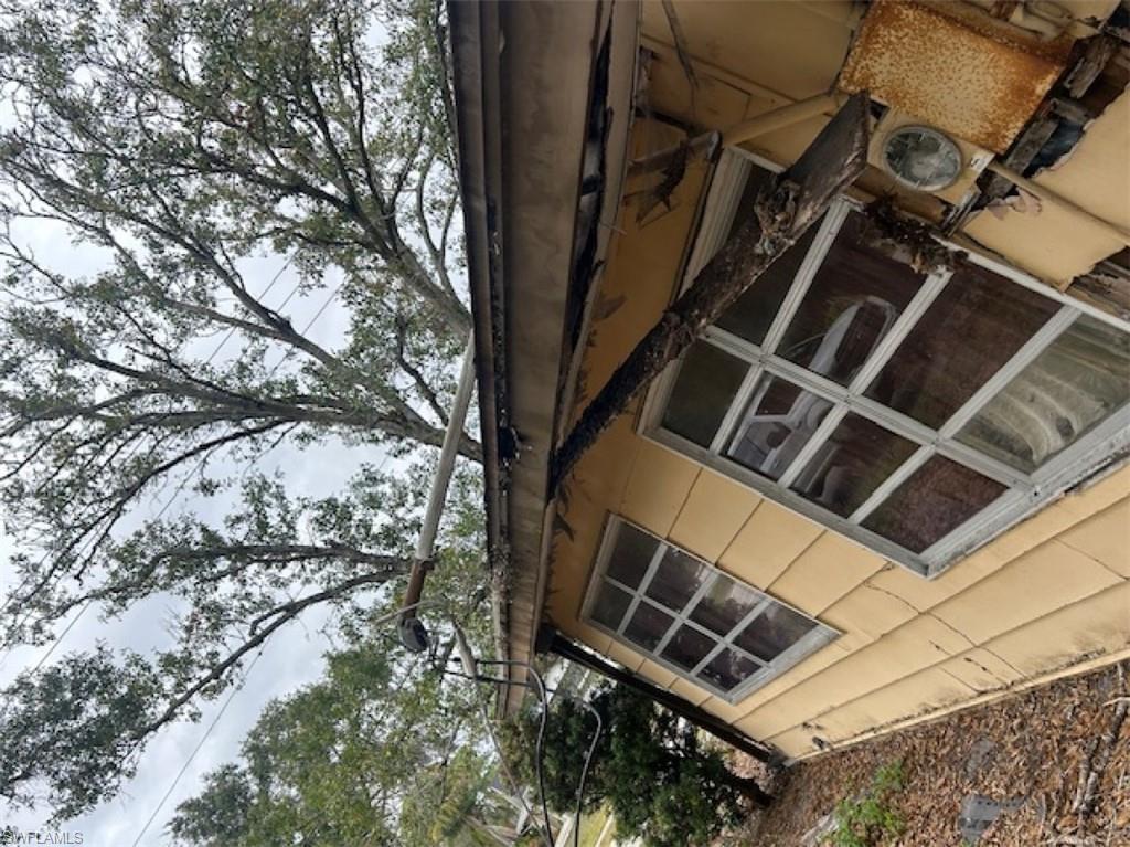 METES AND BOUNDS - Residential