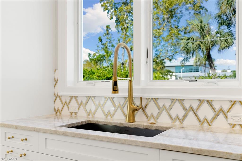 OLDE NAPLES - Residential