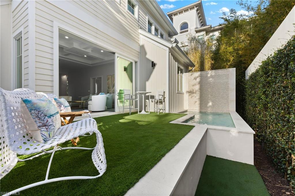 OLDE NAPLES - Residential