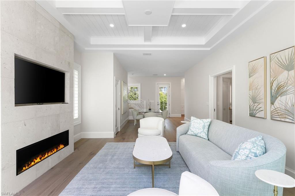 OLDE NAPLES - Residential