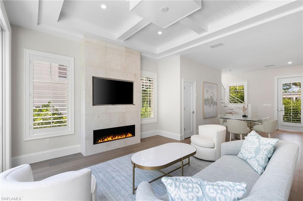 OLDE NAPLES - Residential