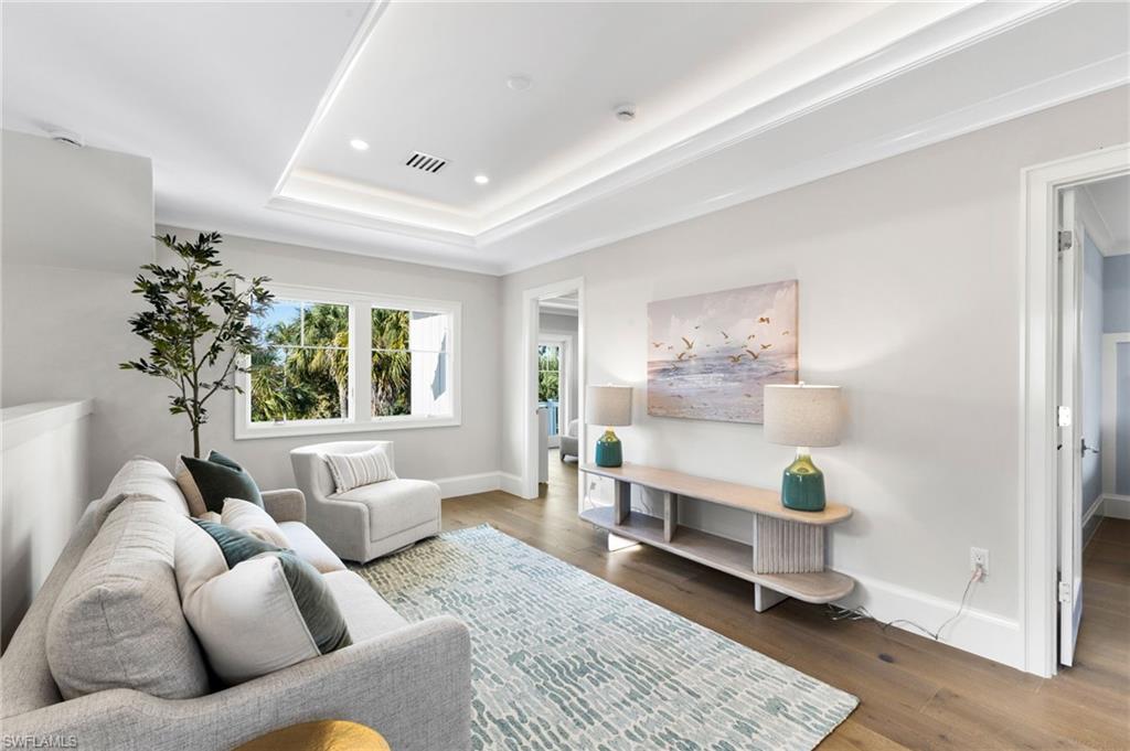 OLDE NAPLES - Residential