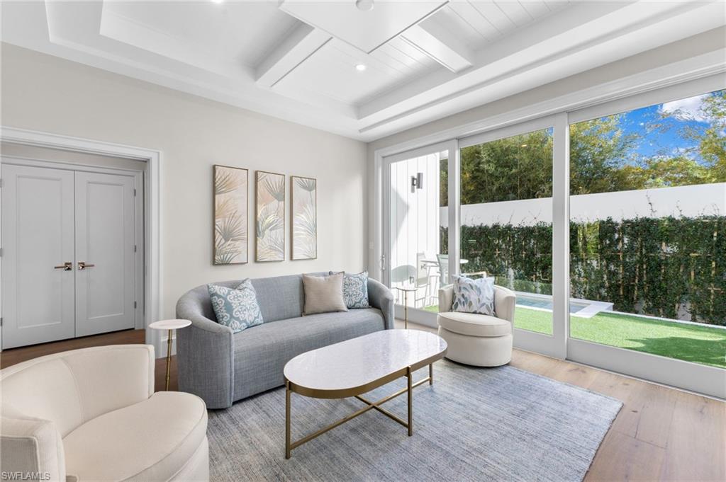 OLDE NAPLES - Residential