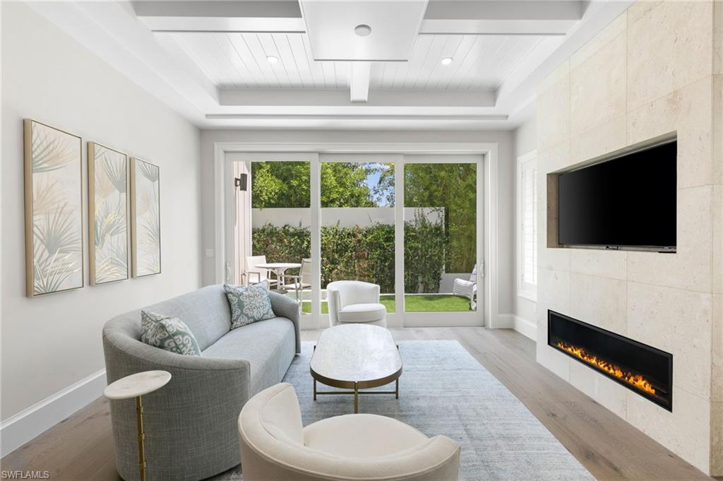 OLDE NAPLES - Residential