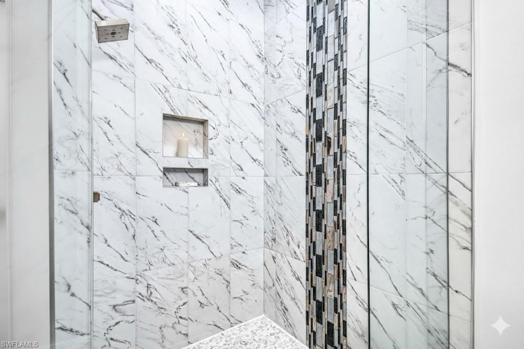 LAKE PLACID - Residential