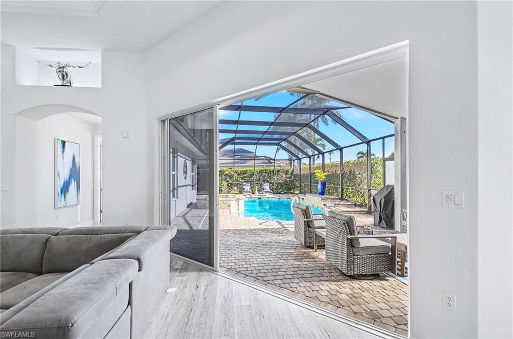 LAKE PLACID - Residential