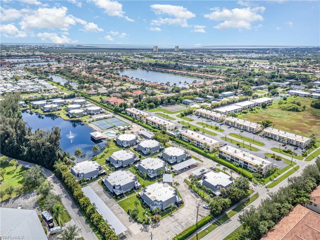 AMBERWOOD LAKE CONDO - Residential