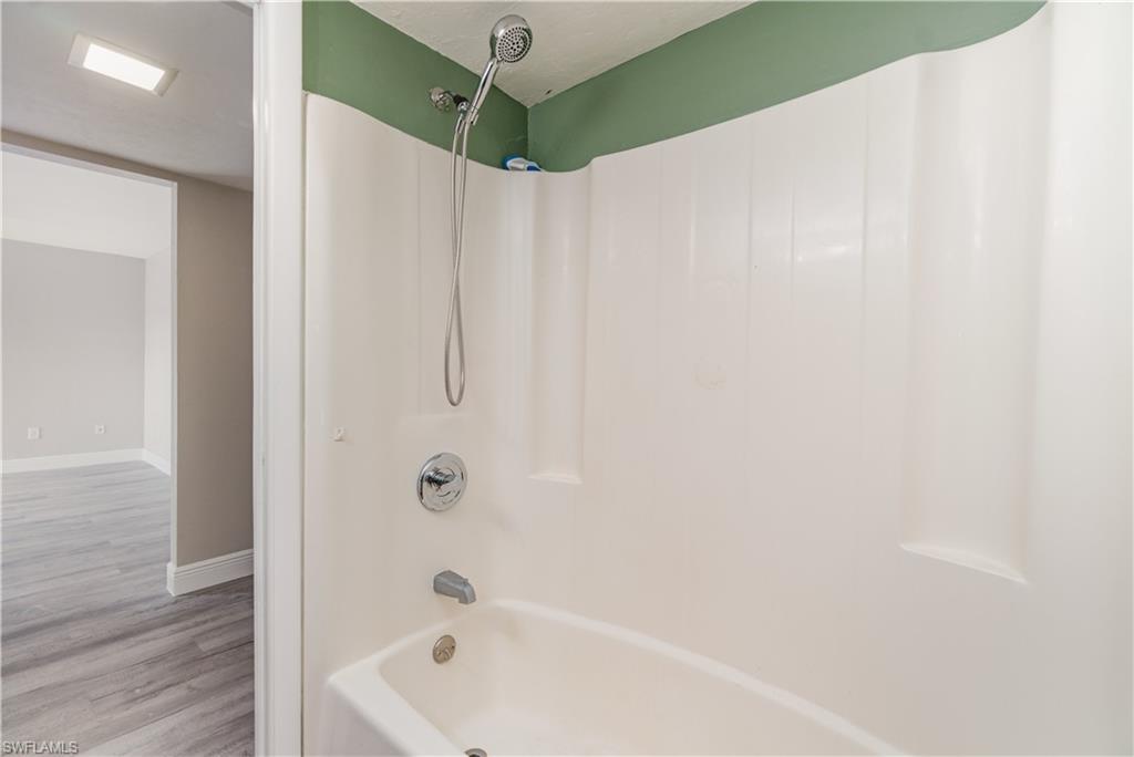 AMBERWOOD LAKE CONDO - Residential