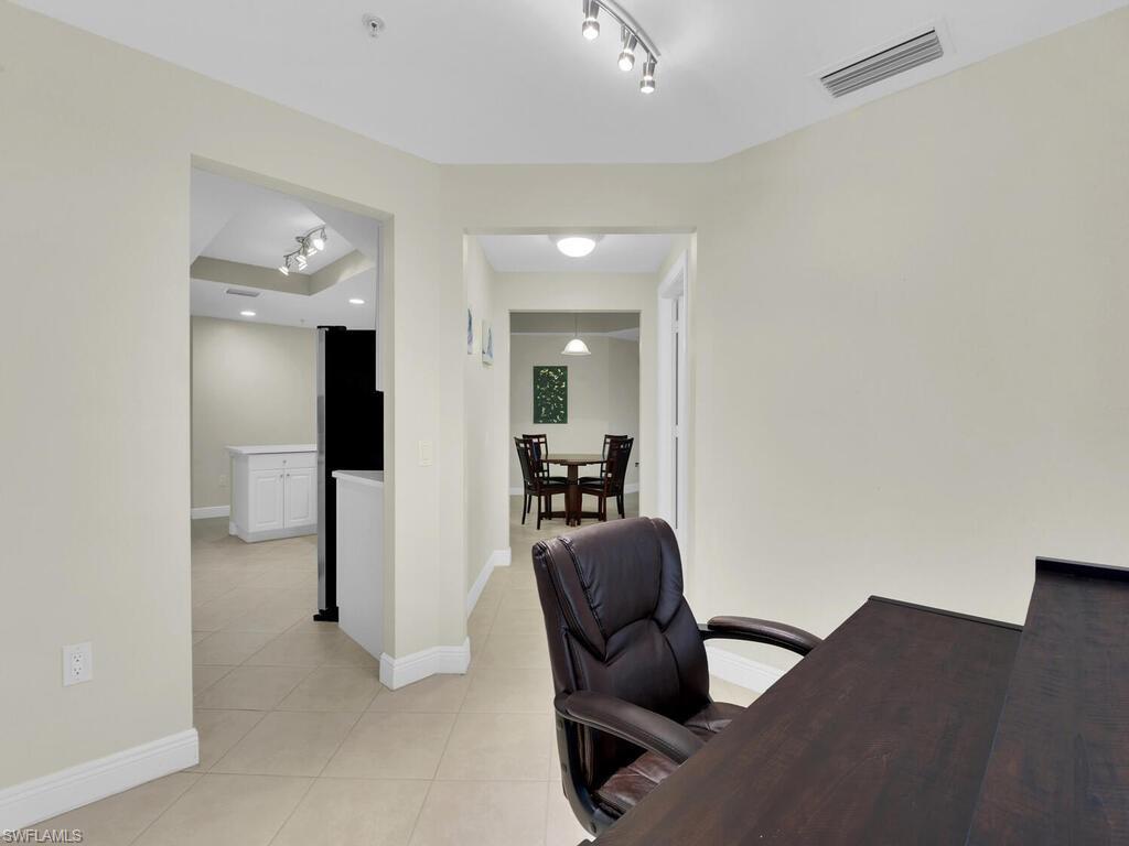 ST. TROPEZ - Residential Lease