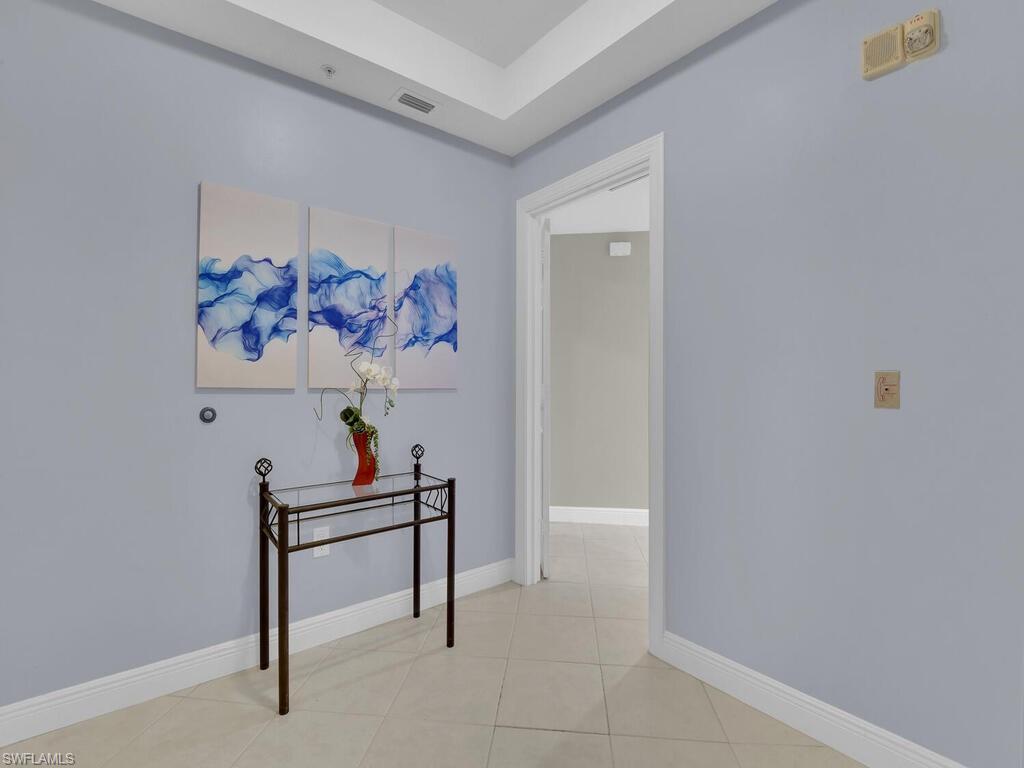 ST. TROPEZ - Residential Lease