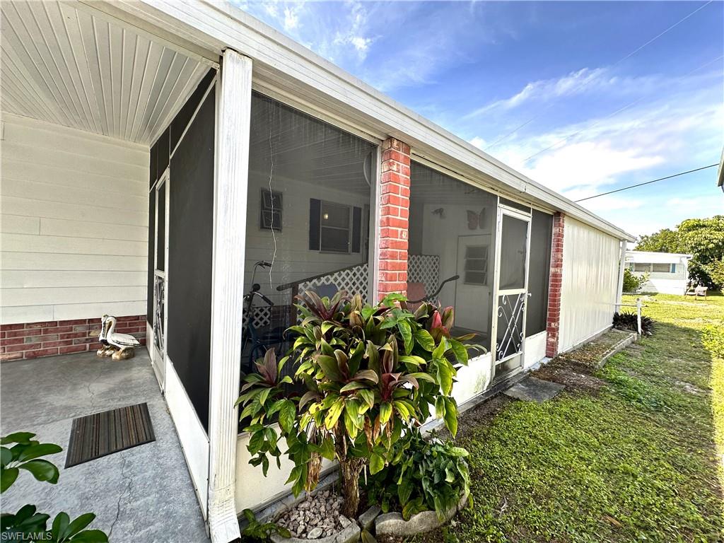 MOBILE MANOR - Residential