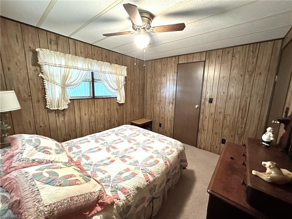 MOBILE MANOR - Residential