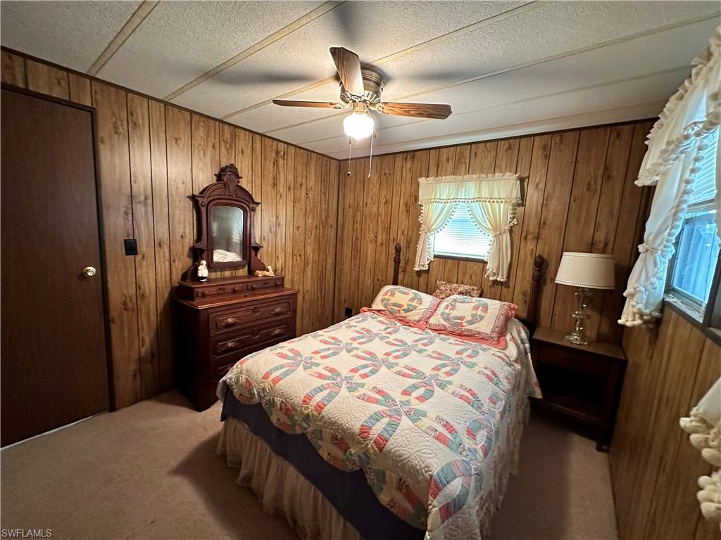 MOBILE MANOR - Residential