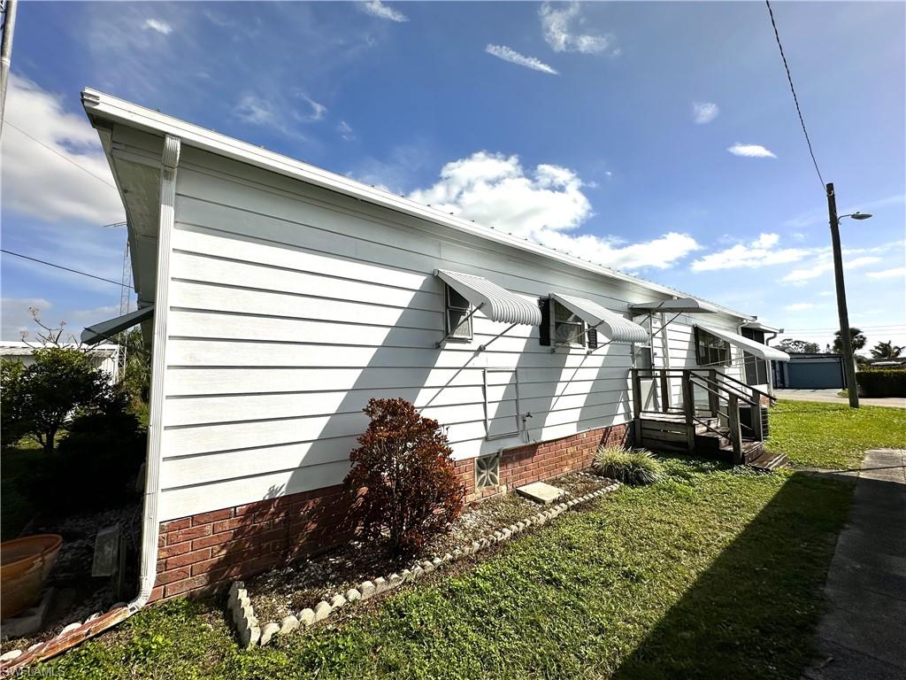 MOBILE MANOR - Residential