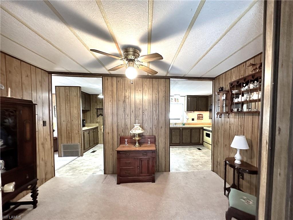 MOBILE MANOR - Residential