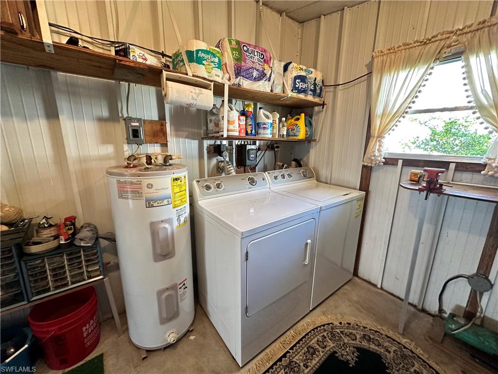 MOBILE MANOR - Residential