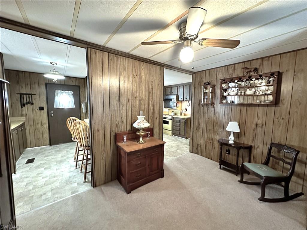 MOBILE MANOR - Residential