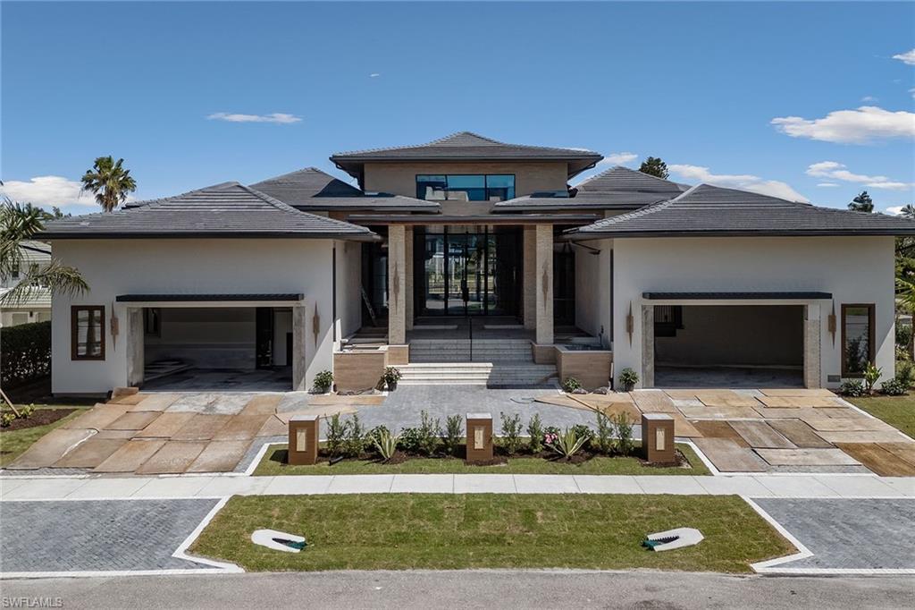1598 Heights CT