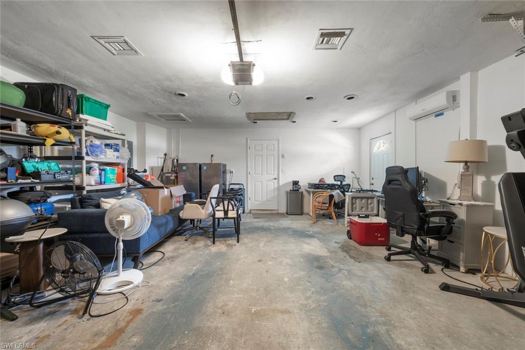 FORT MYERS - Residential Lease