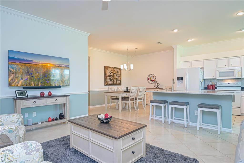 VILLAS AT COUNTRY CREEK - Residential