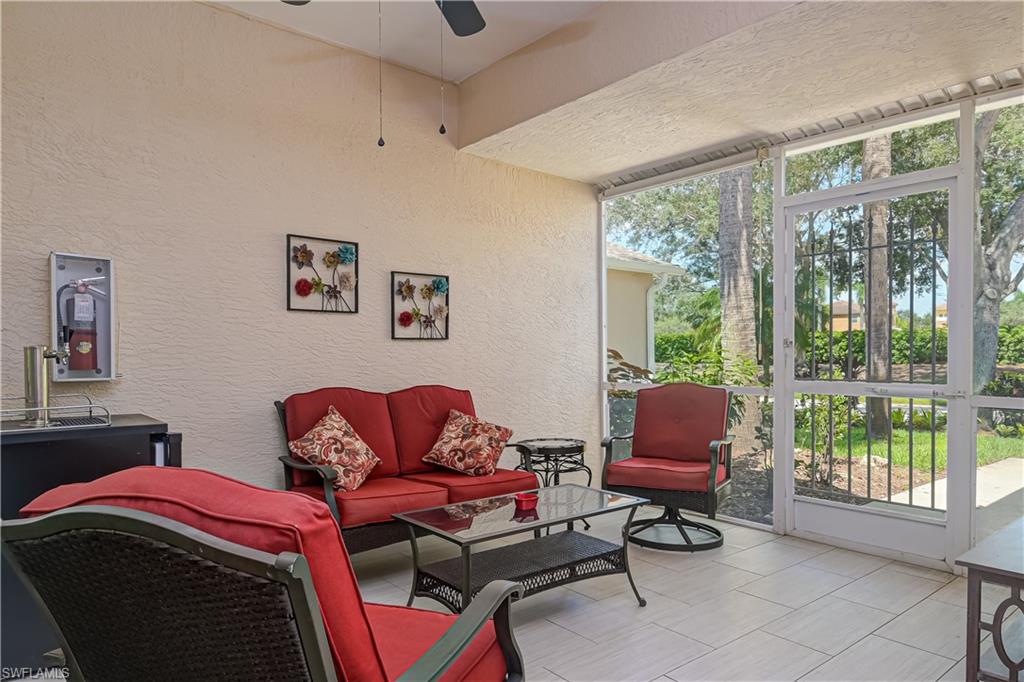 VILLAS AT COUNTRY CREEK - Residential