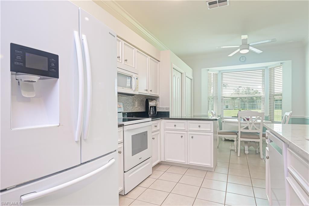 VILLAS AT COUNTRY CREEK - Residential