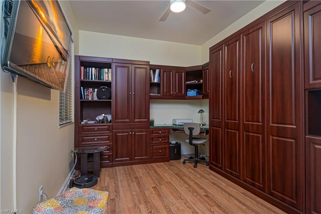 VILLAS AT COUNTRY CREEK - Residential