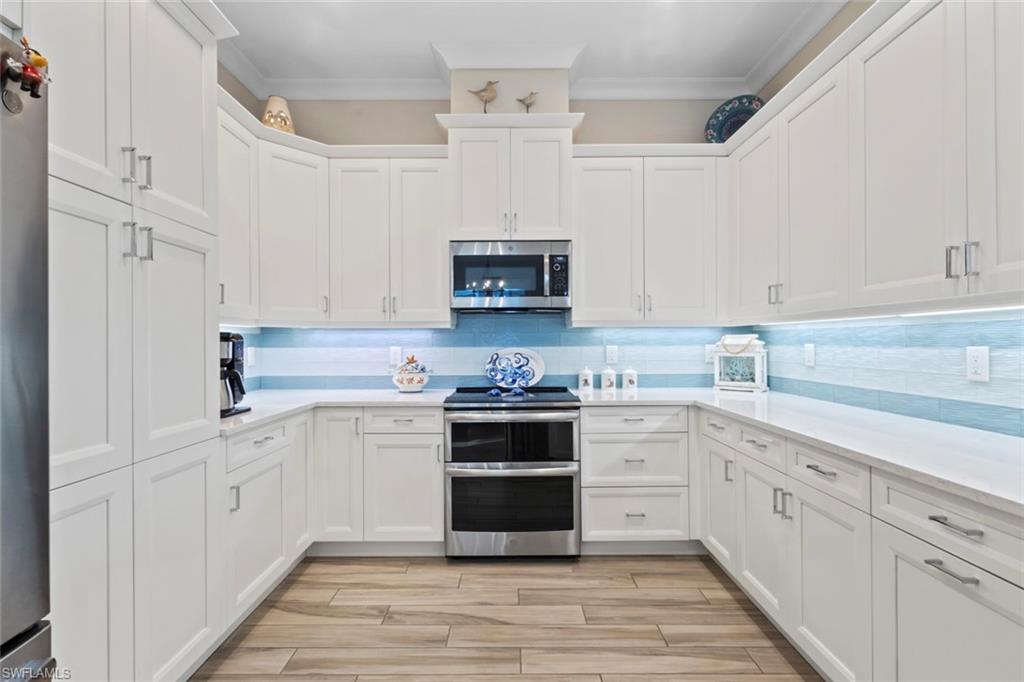 ISLES OF COLLIER PRESERVE - Residential