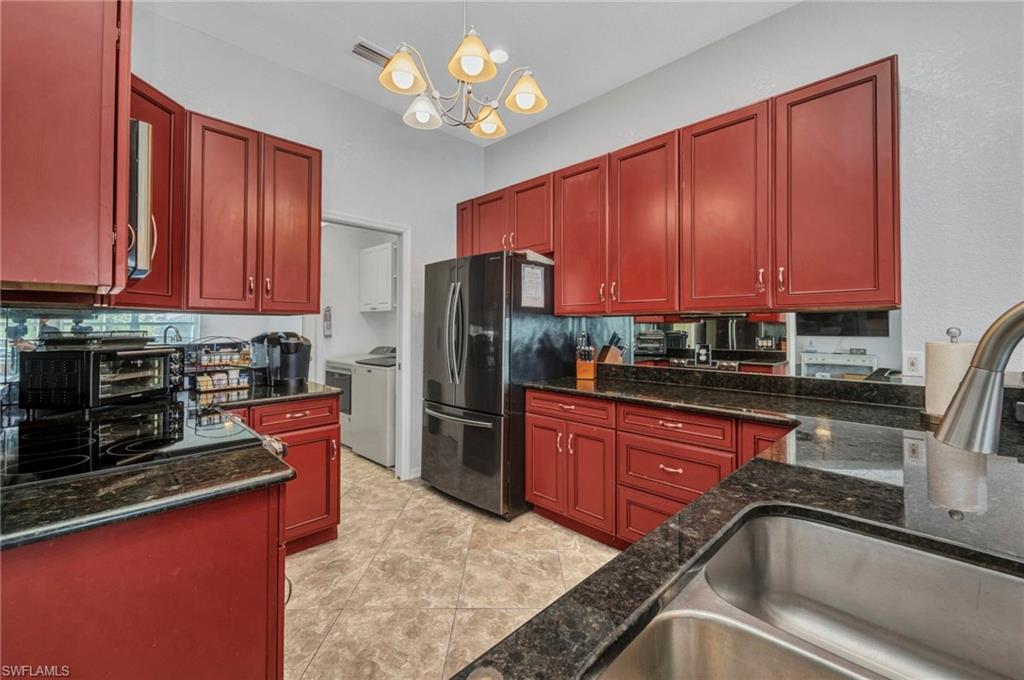 SOUTH GULF COVE - Residential