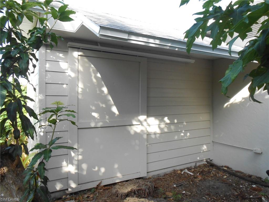 NAPLES PARK - Residential