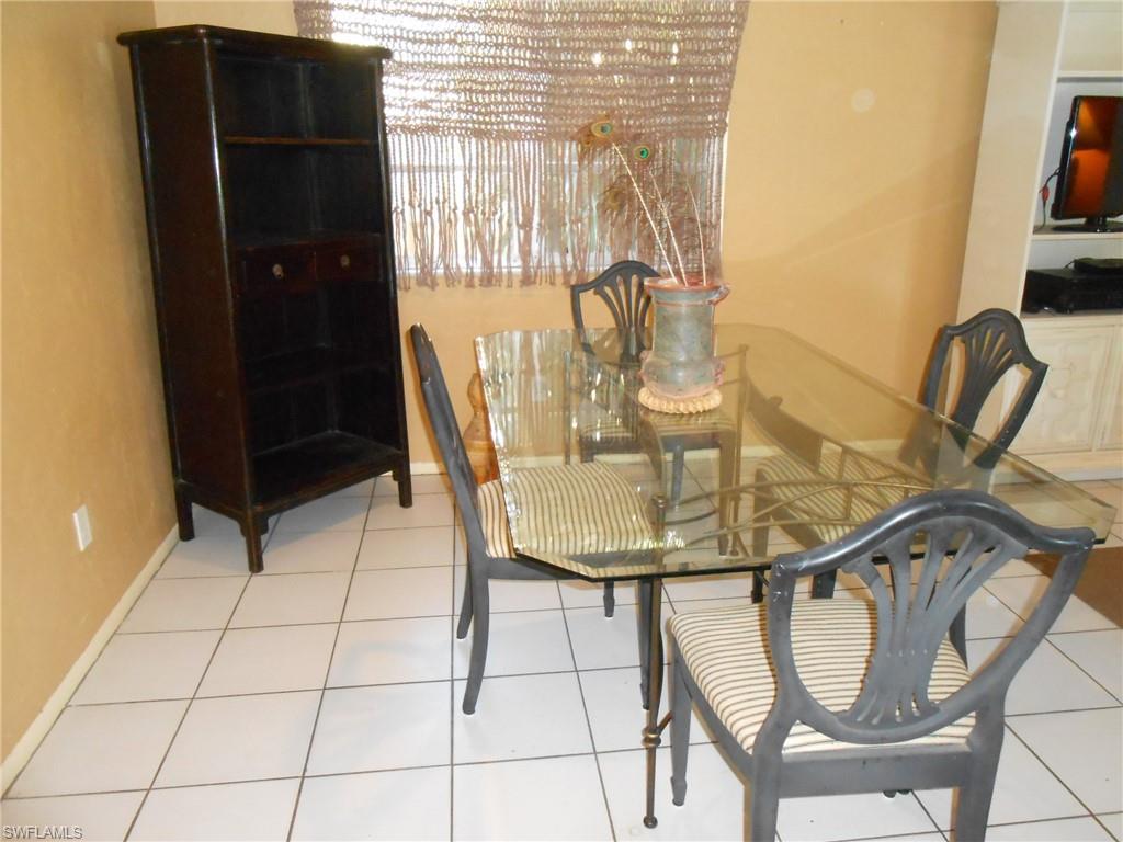 NAPLES PARK - Residential