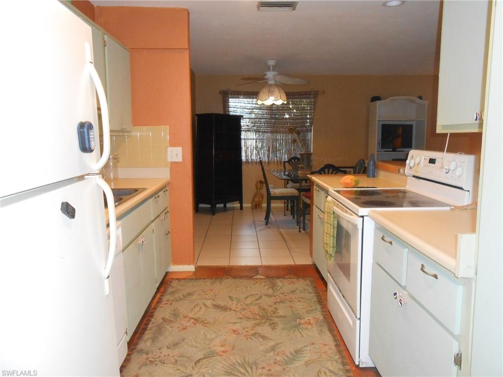 NAPLES PARK - Residential