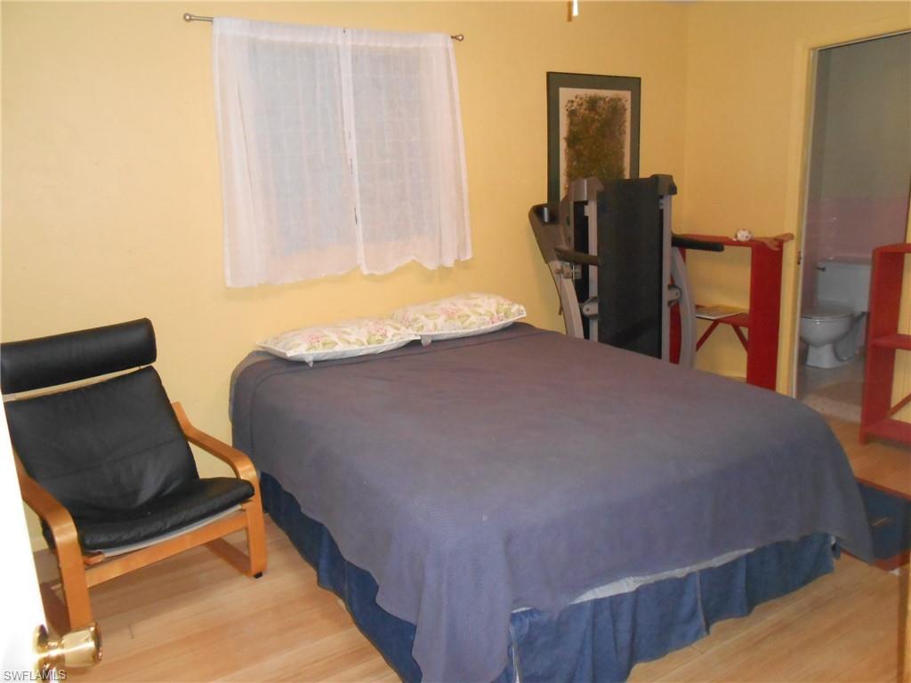 NAPLES PARK - Residential