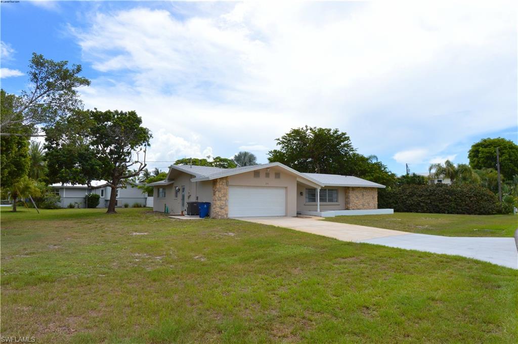 LAGUNA SHORES - Residential