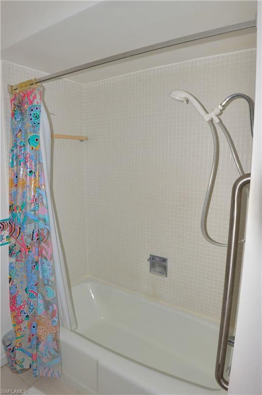 LAGUNA SHORES - Residential