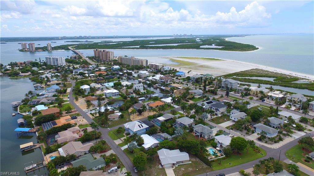 LAGUNA SHORES - Residential