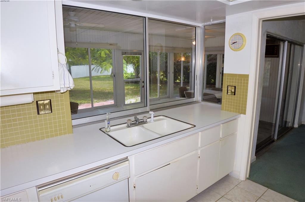 LAGUNA SHORES - Residential