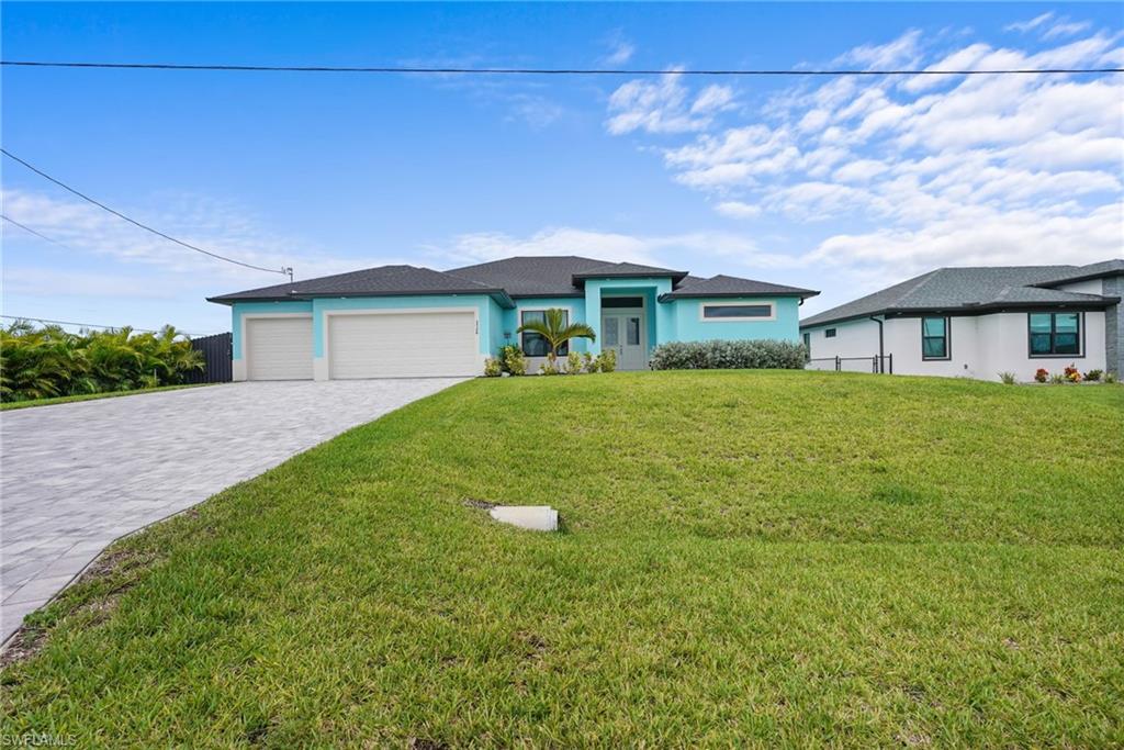 CAPE CORAL - Residential