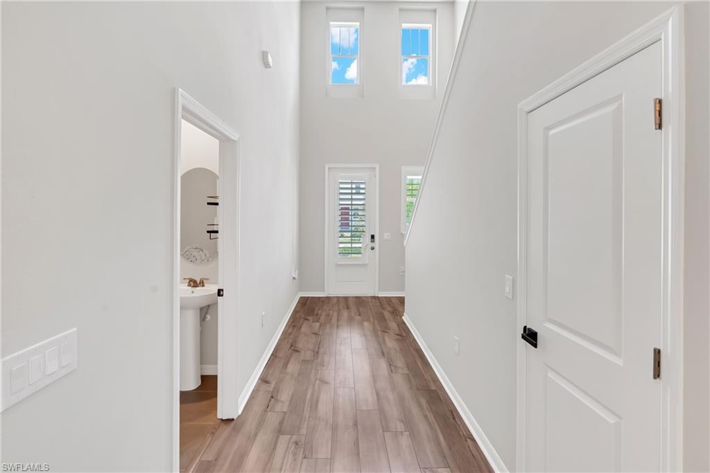 CRESCENT GROVE - Residential
