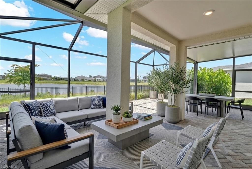 CRESCENT GROVE - Residential