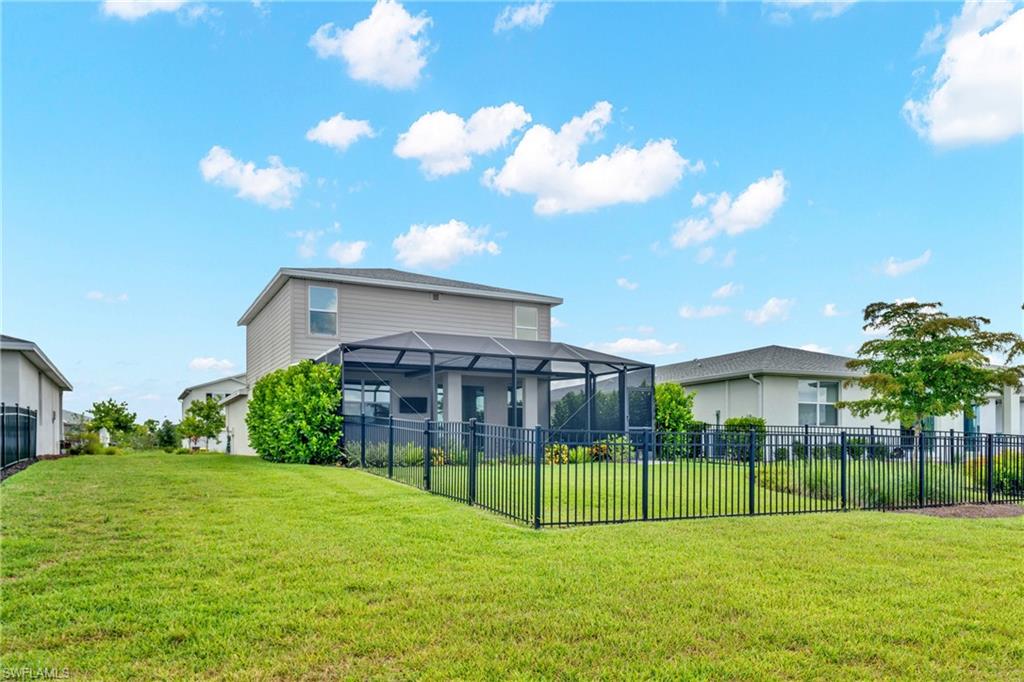 CRESCENT GROVE - Residential