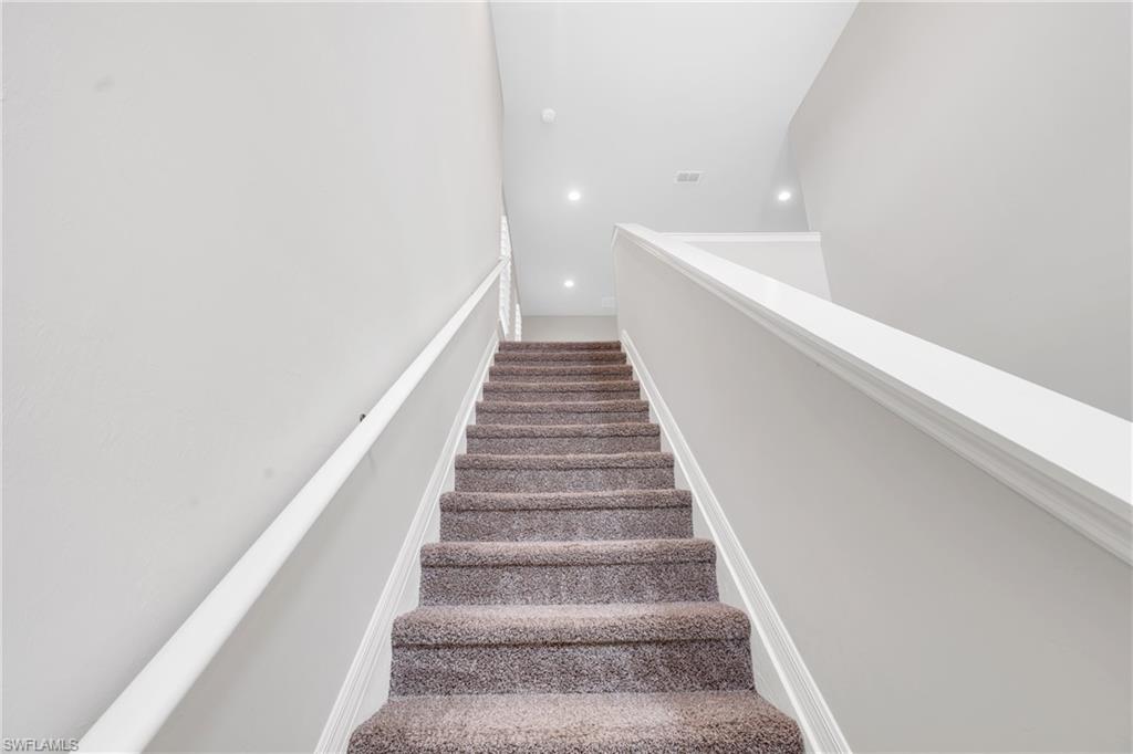 CRESCENT GROVE - Residential