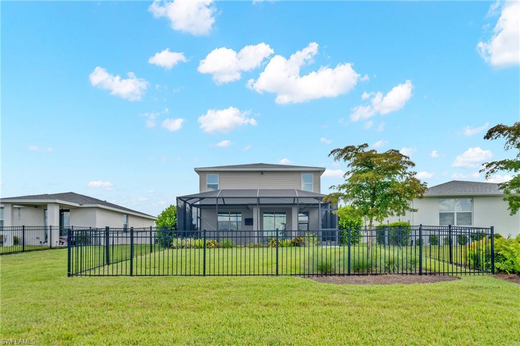 CRESCENT GROVE - Residential
